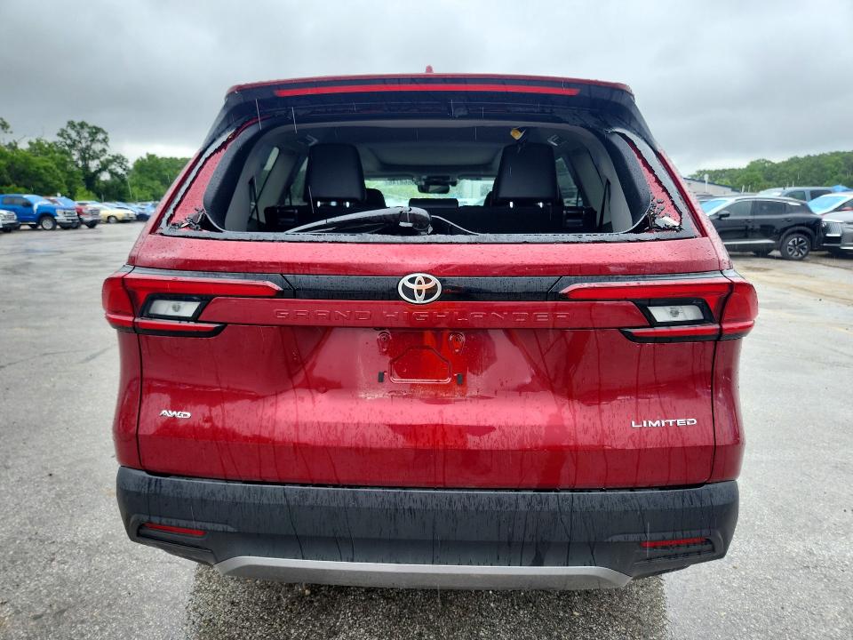 2026 Toyota Grand Highlander მანქანა იყიდება აუქციონზე, vin: 5TDAAAB5XTS120969, აუქციონის ნომერი: 53668746