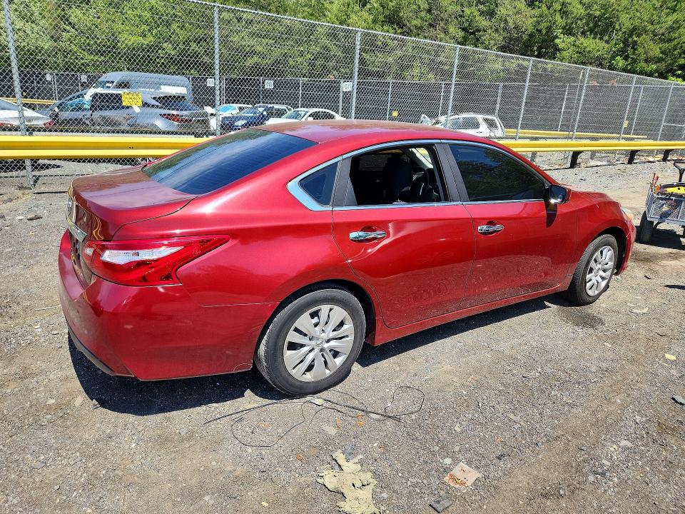 2016 Nissan Altima მანქანა იყიდება აუქციონზე, vin: 1N4AL3AP7GN313669, აუქციონის ნომერი: 53404376