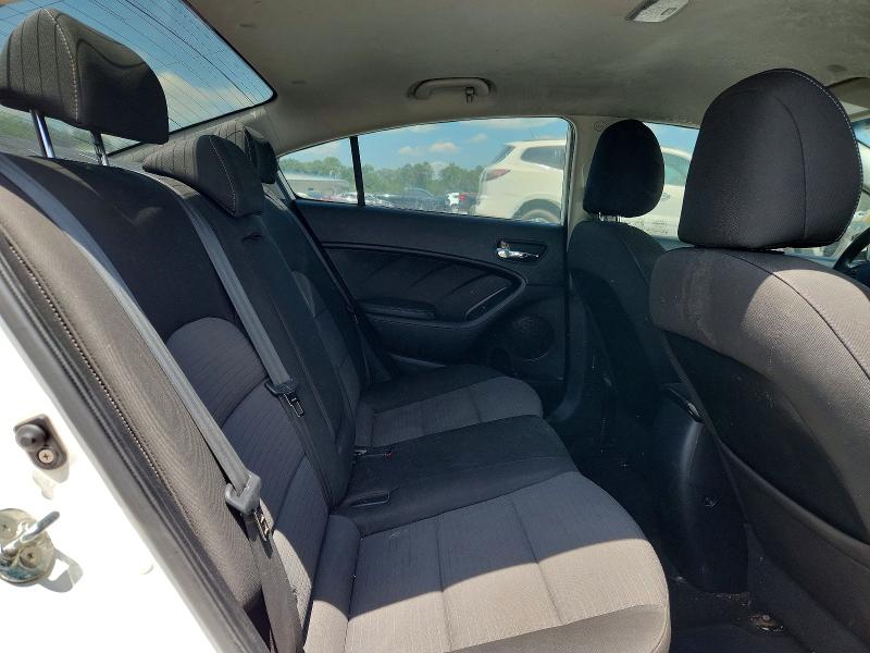 52561336 :رقم المزاد ، KNAFX4A68F5327528 vin ، 2015 Kia Forte مزاد بيع