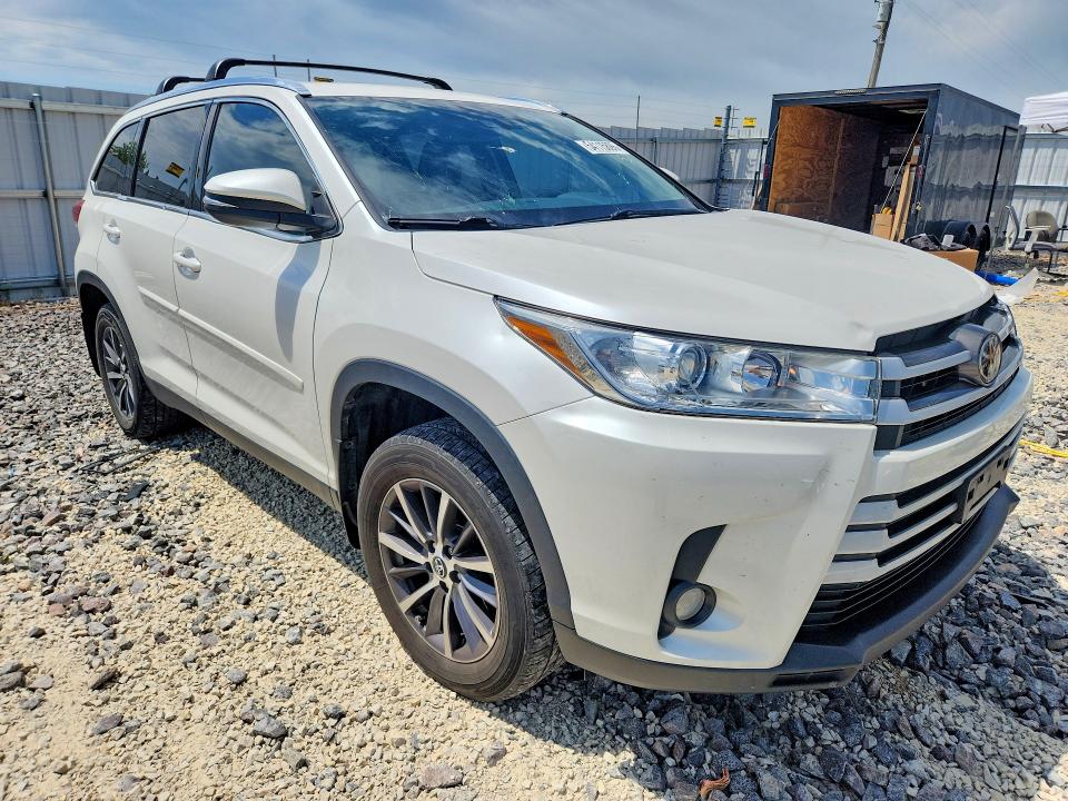 Продажа на аукционе авто 2019 Toyota Highlander, vin: 5TDJZRFH3KS998009, номер лота: 54115896