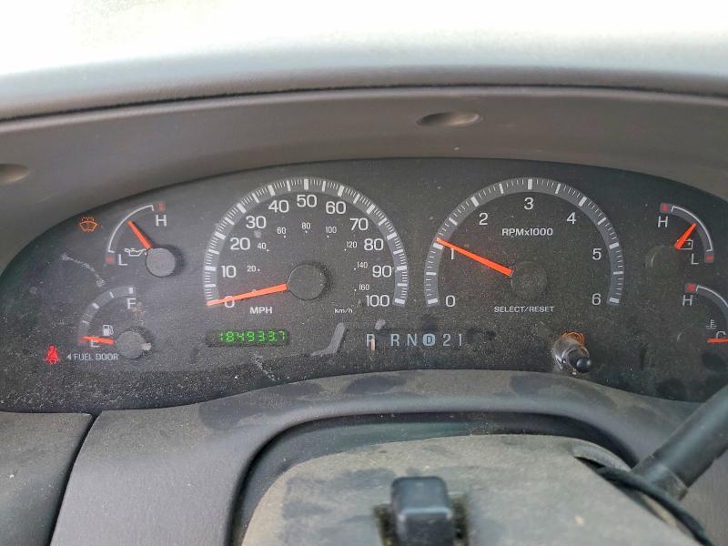 53492116 :رقم المزاد ، 1FMPU16L81LB61623 vin ، 2001 Ford Expedition مزاد بيع