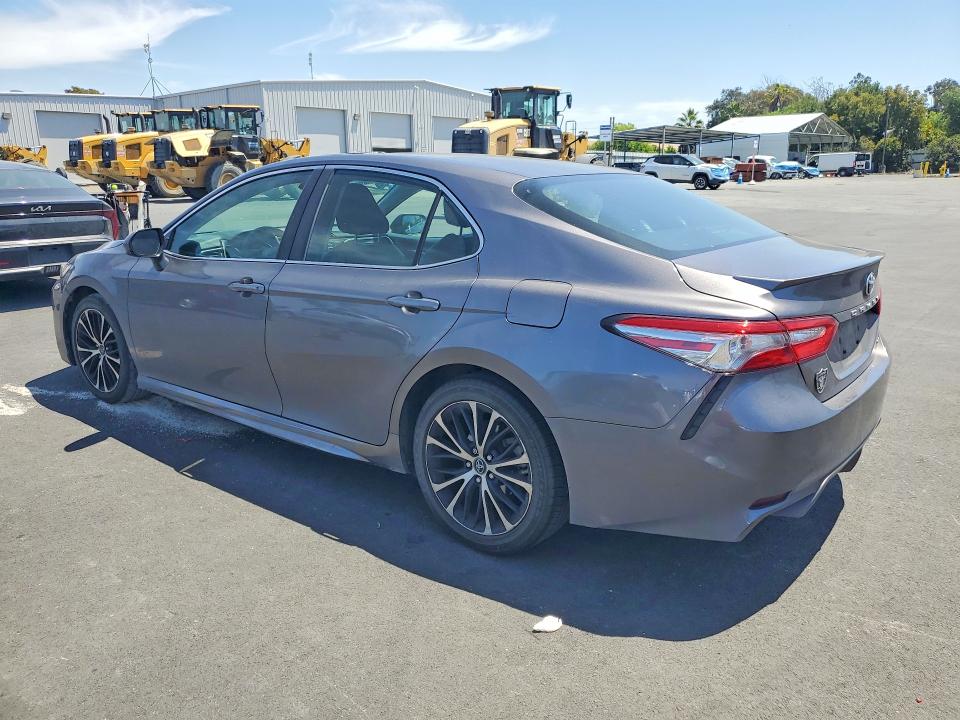 Aukcja sprzedaży 2018 Toyota Camry, vin: 4T1B11HK9JU557237, numer aukcji: 54226046