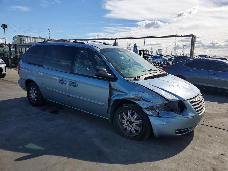 52087386 :رقم المزاد ، 2C4GP54L35R417492 vin ، 2005 Chrysler Town & Country مزاد بيع