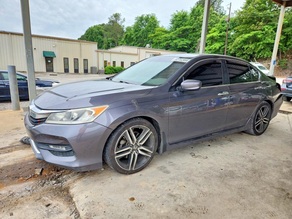 Продажа на аукционе авто 2017 Honda Accord, vin: 1HGCR2F5XHA143238, номер лота: 52752856
