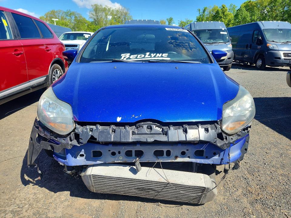 2014 Ford Focus მანქანა იყიდება აუქციონზე, vin: 1FADP3L96EL456685, აუქციონის ნომერი: 52879686