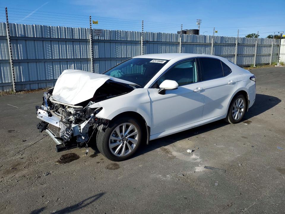 52418466 :رقم المزاد ، 4T1C11AK9RU249964 vin ، 2024 Toyota Camry مزاد بيع