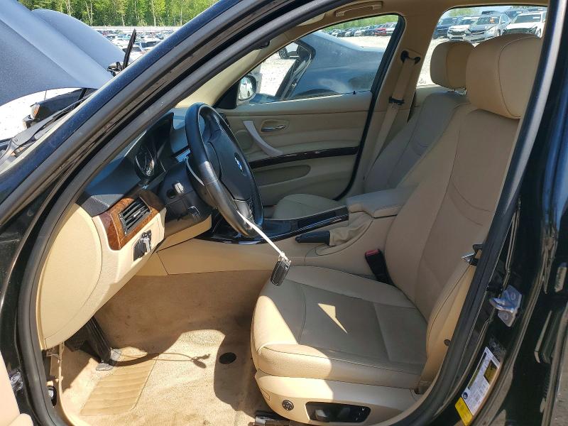 54121546 :رقم المزاد ، WBAPK5C50AA652977 vin ، 2010 Bmw 328 مزاد بيع