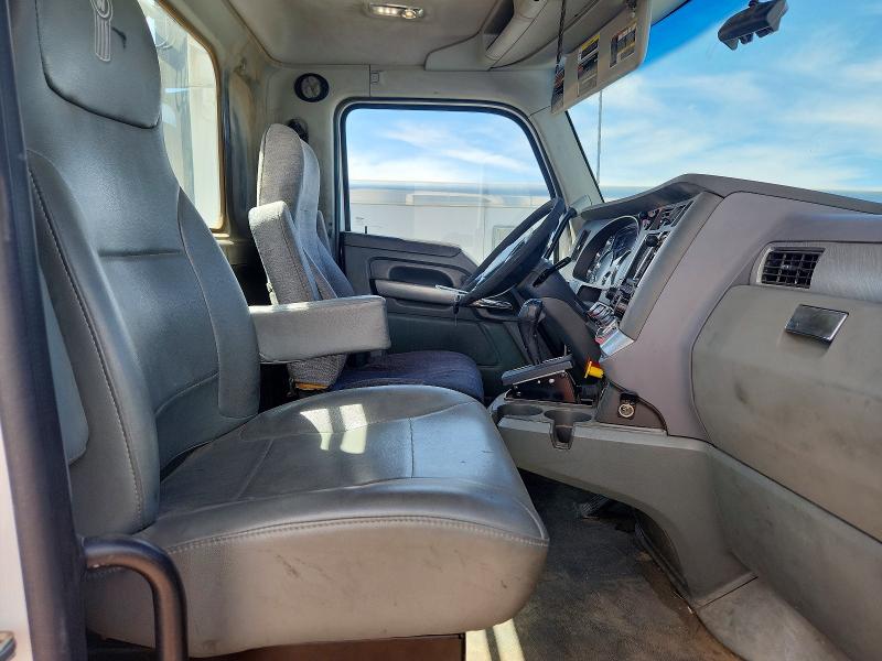 Продажа на аукционе авто 2015 Kenworth T680, vin: 1XKYA48X7FJ443729, номер лота: 50594886