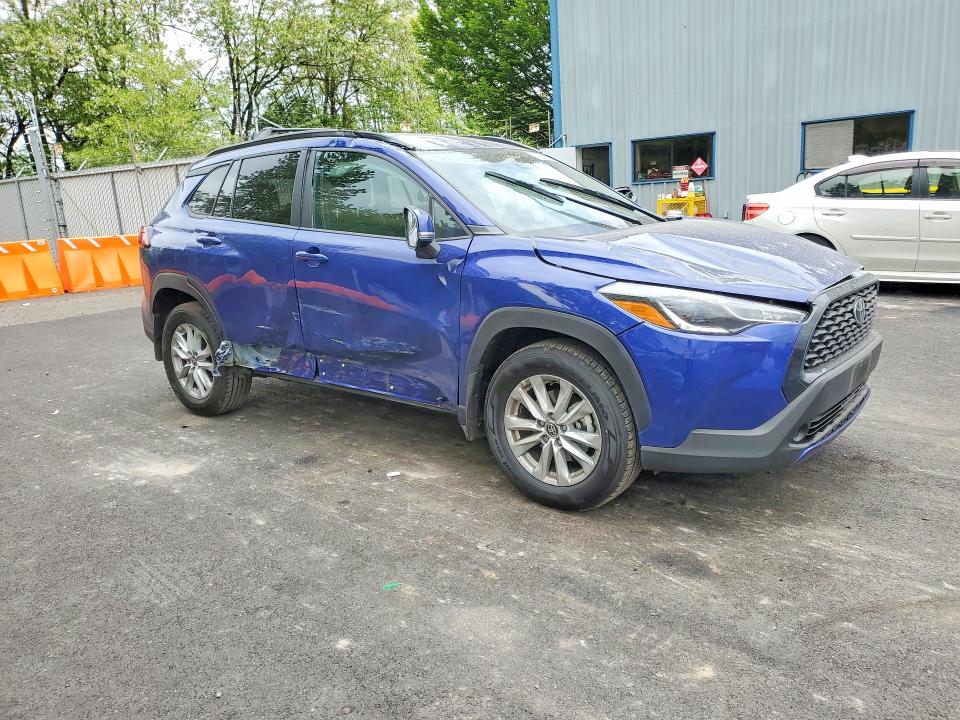 Продаж на аукціоні авто 2024 Toyota Corolla Cross, vin: 7MUCAABG3RV105383, номер лоту: 52431206