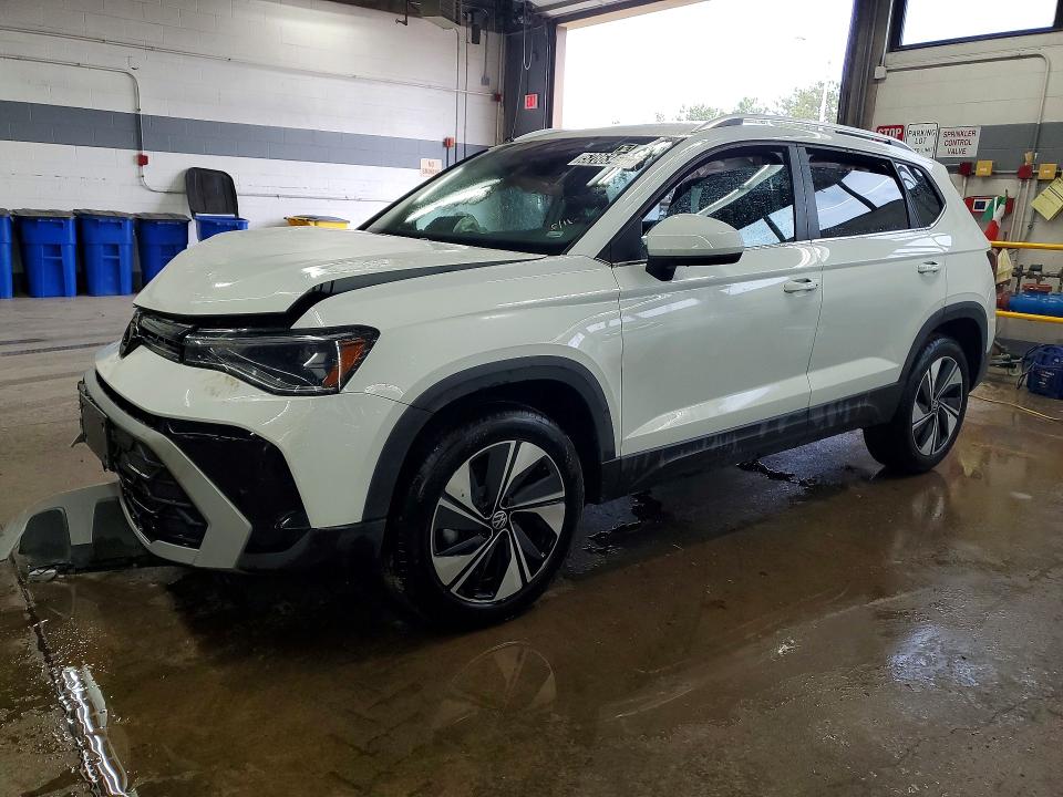 52863436 :رقم المزاد ، 3VVUC7B25TM022742 vin ، 2026 Volkswagen Taos مزاد بيع