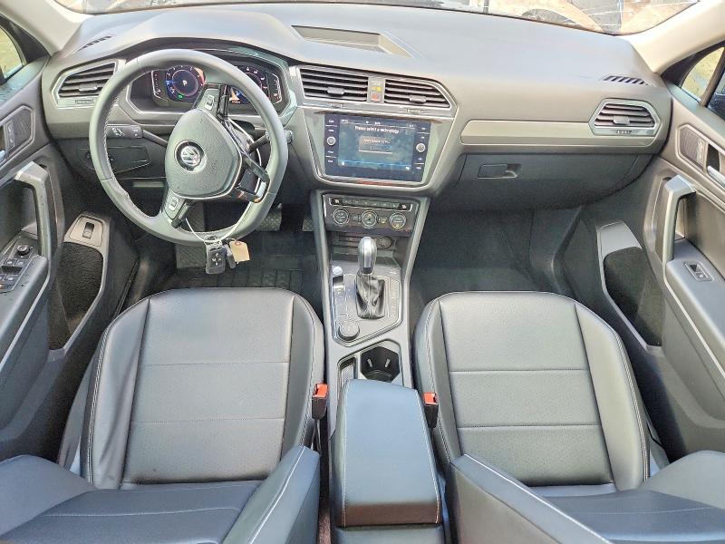 51754786 :رقم المزاد ، 3VV2B7AX8MM072771 vin ، 2021 Volkswagen Tiguan مزاد بيع