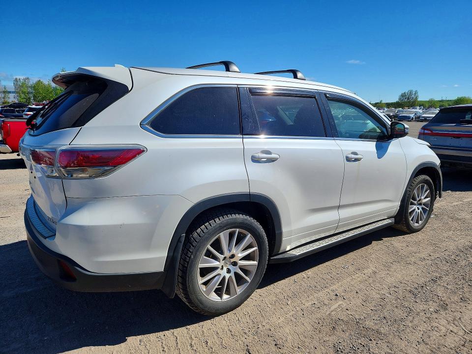2015 Toyota Highlander მანქანა იყიდება აუქციონზე, vin: 5TDJKRFH4FS092395, აუქციონის ნომერი: 53591456