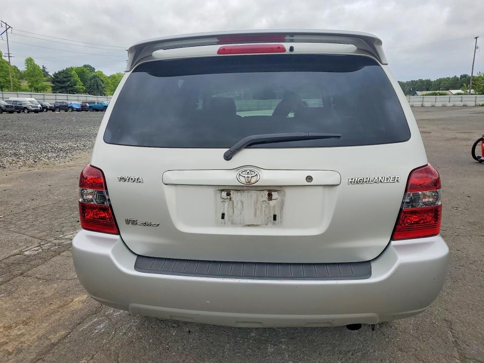 52903046 :رقم المزاد ، JTEEP21A440030978 vin ، 2004 Toyota Highlander مزاد بيع