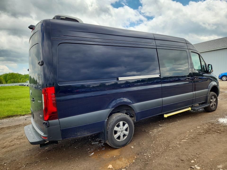52899836 :رقم المزاد ، W1W4NCVYXRT175990 vin ، 2024 Mercedes-benz Sprinter مزاد بيع