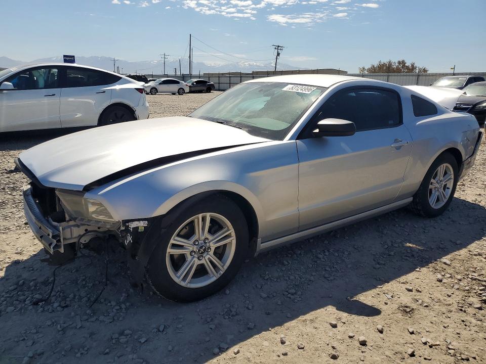 Продажа на аукционе авто 2014 Ford Mustang, vin: 1ZVBP8AM2E5239707, номер лота: 53124996