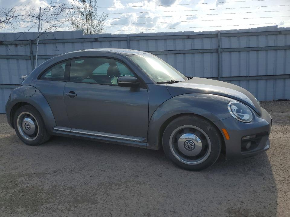 Auction sale of the 2017 Volkswagen Beetle, vin: 3VWJ17AT0HM632828, lot number: 52206616