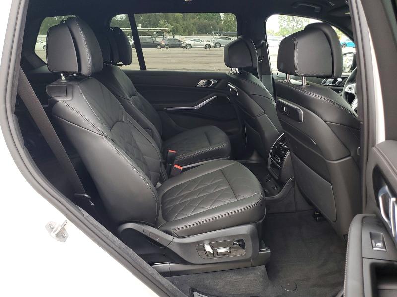 53422676 :رقم المزاد ، 5UX23EM05T9257354 vin ، 2026 Bmw X7 مزاد بيع