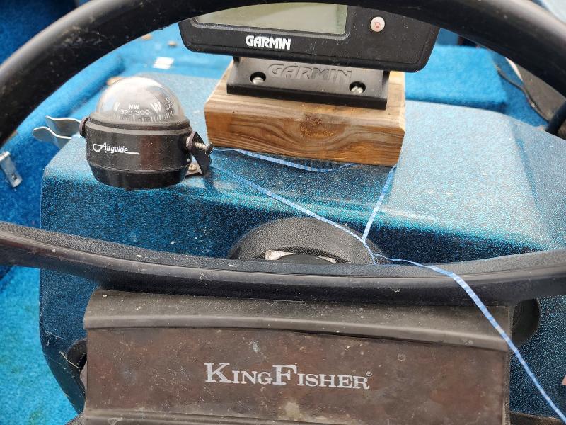 1985 Kingfisher Master Molders Boat მანქანა იყიდება აუქციონზე, vin: KNG00647B585, აუქციონის ნომერი: 53847746
