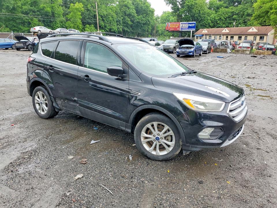 2018 Ford Escape მანქანა იყიდება აუქციონზე, vin: 1FMCU9GD3JUB87299, აუქციონის ნომერი: 54945786