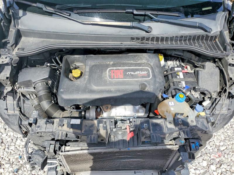 51840726 :رقم المزاد ، ZFBCFAAH4JZ040832 vin ، 2018 Fiat 500l مزاد بيع