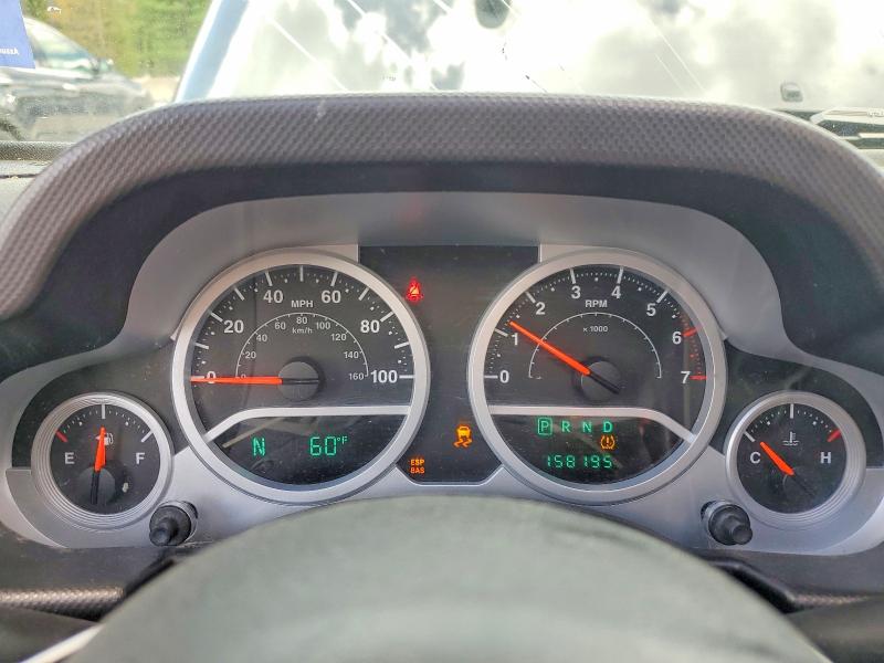 53131186 :رقم المزاد ، 1J4BA5H18AL156331 vin ، 2010 Jeep Wrangler Unlimited مزاد بيع