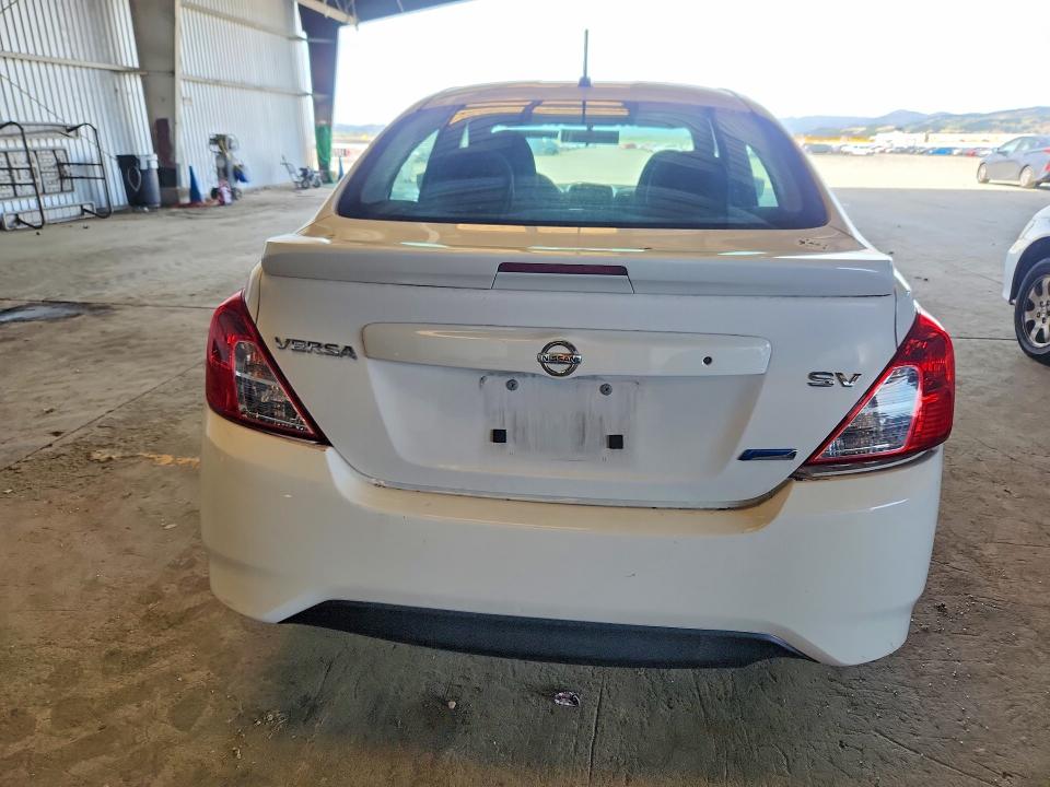 Продажа на аукционе авто 2015 Nissan Versa, vin: 3N1CN7AP8FL800921, номер лота: 53142186