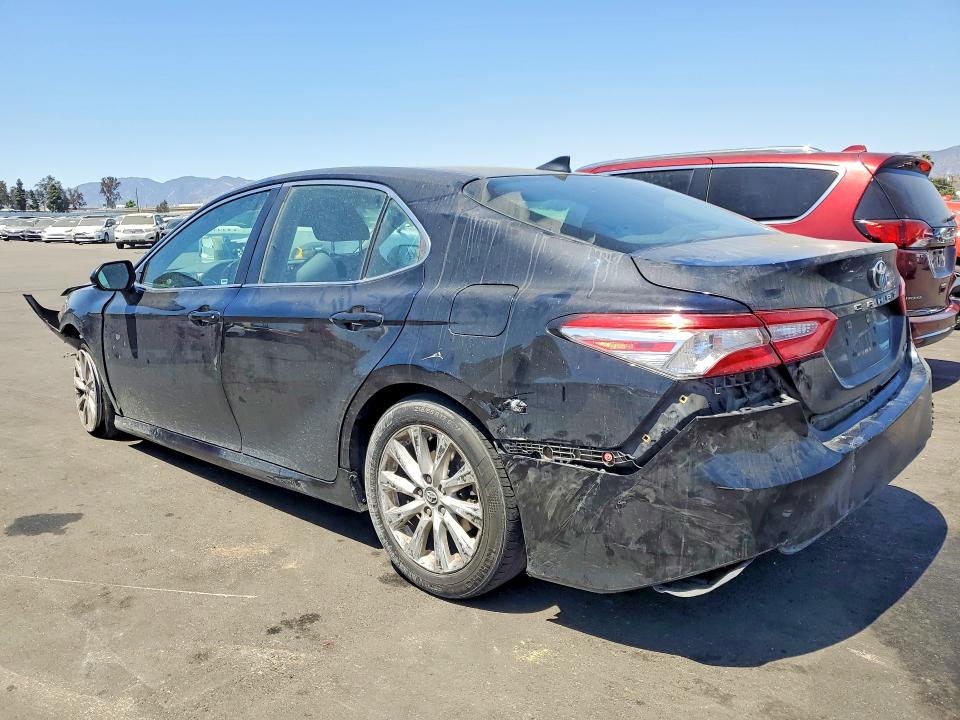 54326616 :رقم المزاد ، 4T1C11AK6LU342044 vin ، 2020 Toyota Camry مزاد بيع