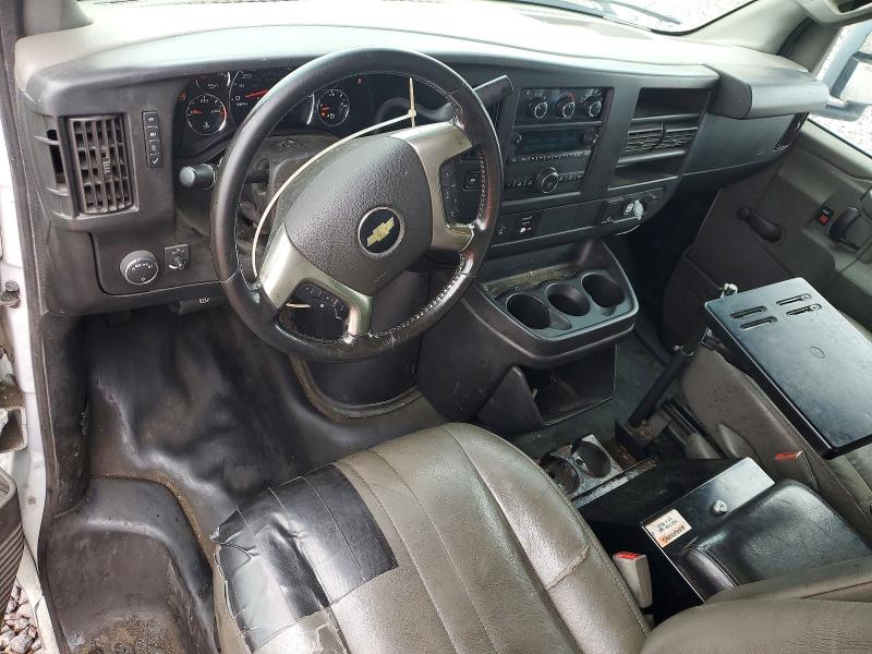 54604586 :رقم المزاد ، 1GB0GRFG9H1337846 vin ، 2017 Chevrolet Express G3500 مزاد بيع