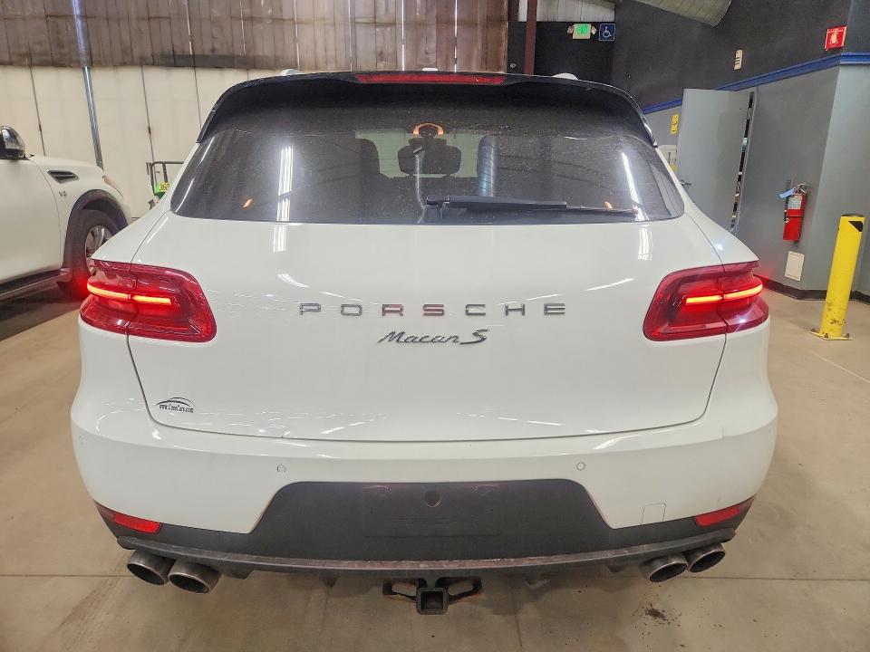 2015 Porsche Macan მანქანა იყიდება აუქციონზე, vin: WP1AB2A57FLB55025, აუქციონის ნომერი: 53017126