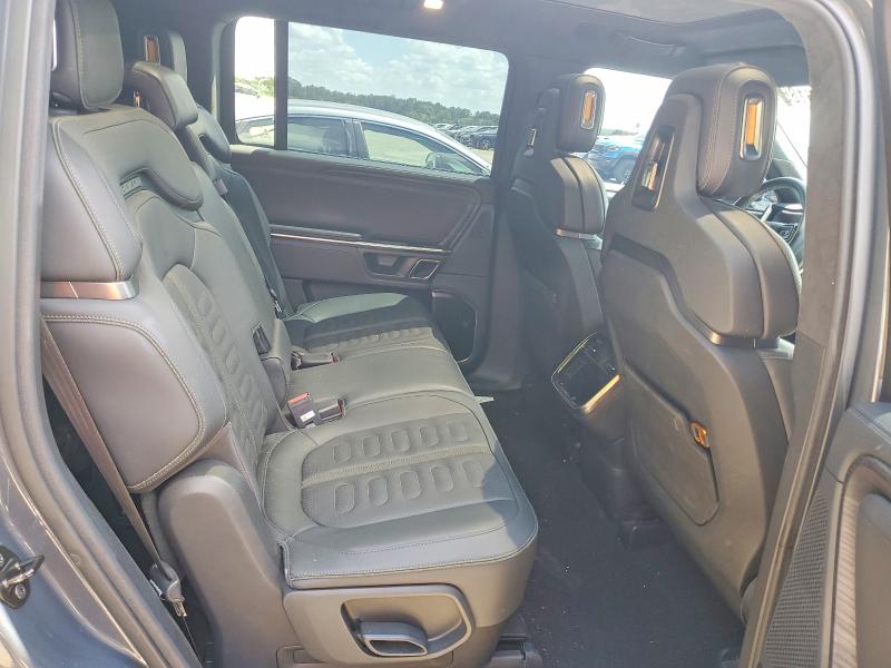 54056186 :رقم المزاد ، 7PDSGABA2PN022829 vin ، 2023 Rivian R1s مزاد بيع