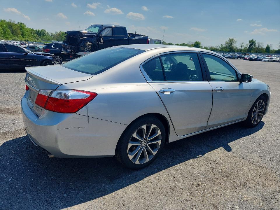 Продаж на аукціоні авто 2015 Honda Accord, vin: 1HGCR2F5XFA145147, номер лоту: 53918716