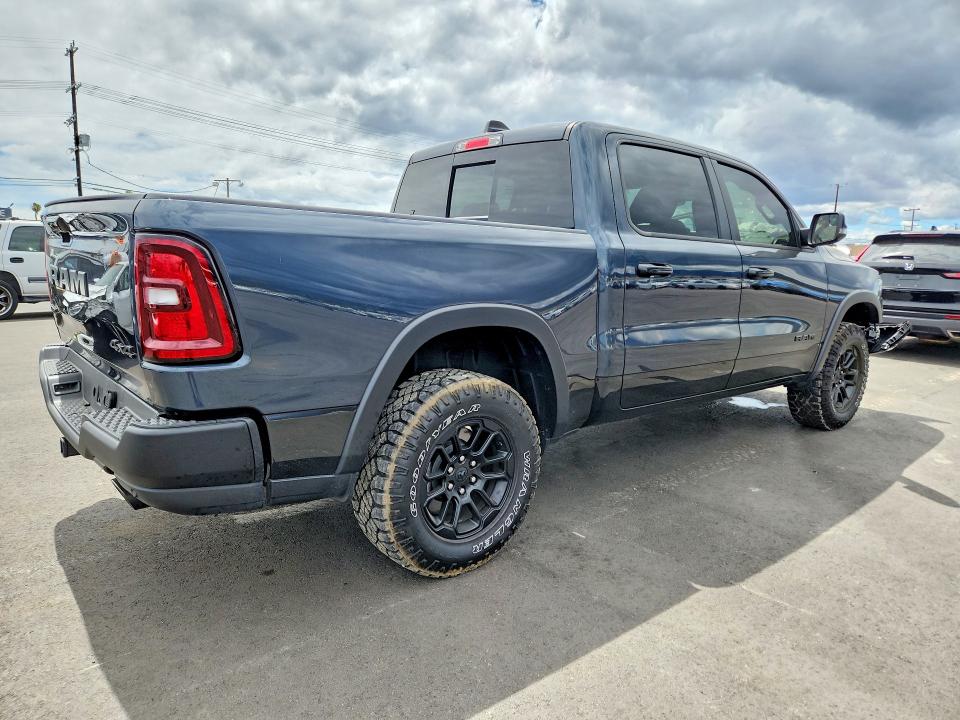 Продаж на аукціоні авто 2025 Ram 1500, vin: 1C6SRFLP2SN657325, номер лоту: 52385876
