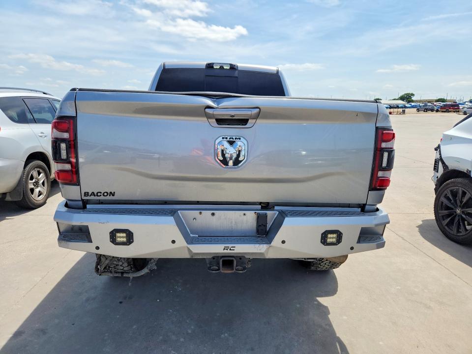 51893776 :رقم المزاد ، 3C6UR5NL4NG218802 vin ، 2022 Ram 2500 مزاد بيع