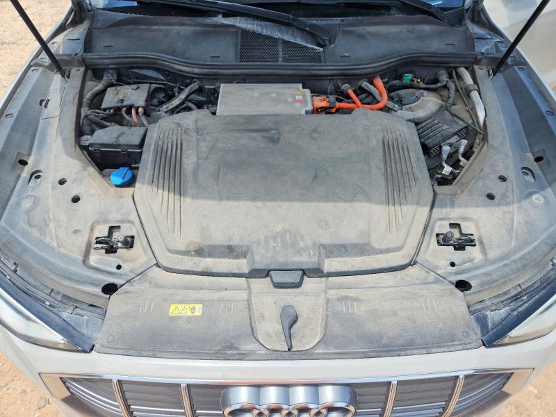53477316 :رقم المزاد ، WA1VABGE5KB022870 vin ، 2019 Audi E-tron مزاد بيع