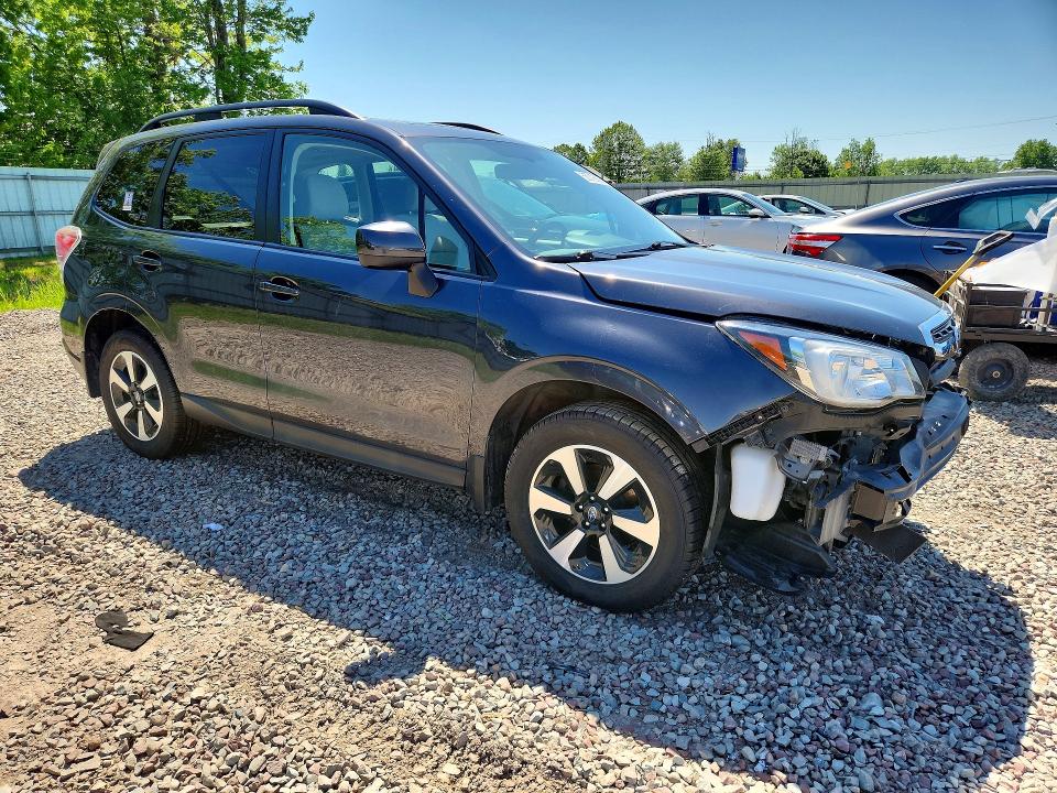 55013606 :رقم المزاد ، JF2SJAEC4JH475833 vin ، 2018 Subaru Forester مزاد بيع