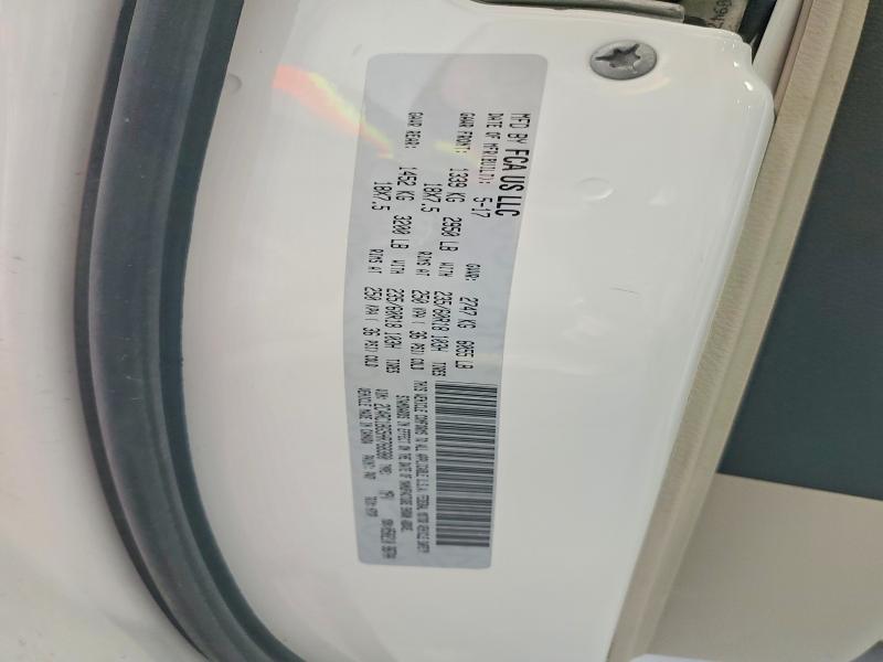 53708466 :رقم المزاد ، 2C4RC1BG5HR768380 vin ، 2017 Chrysler Pacifica مزاد بيع
