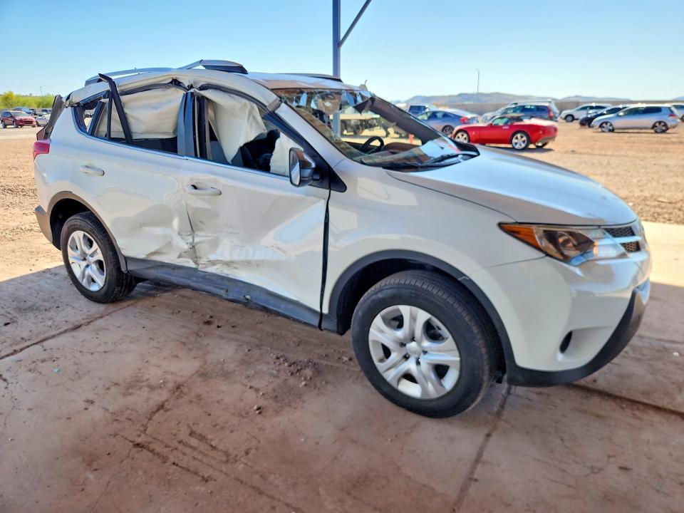 2015 Toyota Rav4 მანქანა იყიდება აუქციონზე, vin: JTMZFREV2FJ047225, აუქციონის ნომერი: 54104426