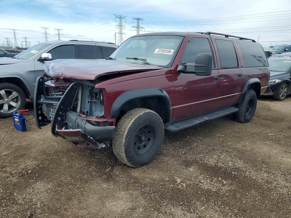 52585936 :رقم المزاد ، 3GKFK16R0XG531905 vin ، 1999 Gmc Suburban مزاد بيع