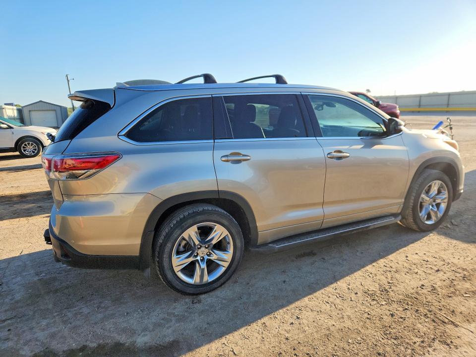 52506646 :رقم المزاد ، 5TDDKRFHXFS098991 vin ، 2015 Toyota Highlander مزاد بيع