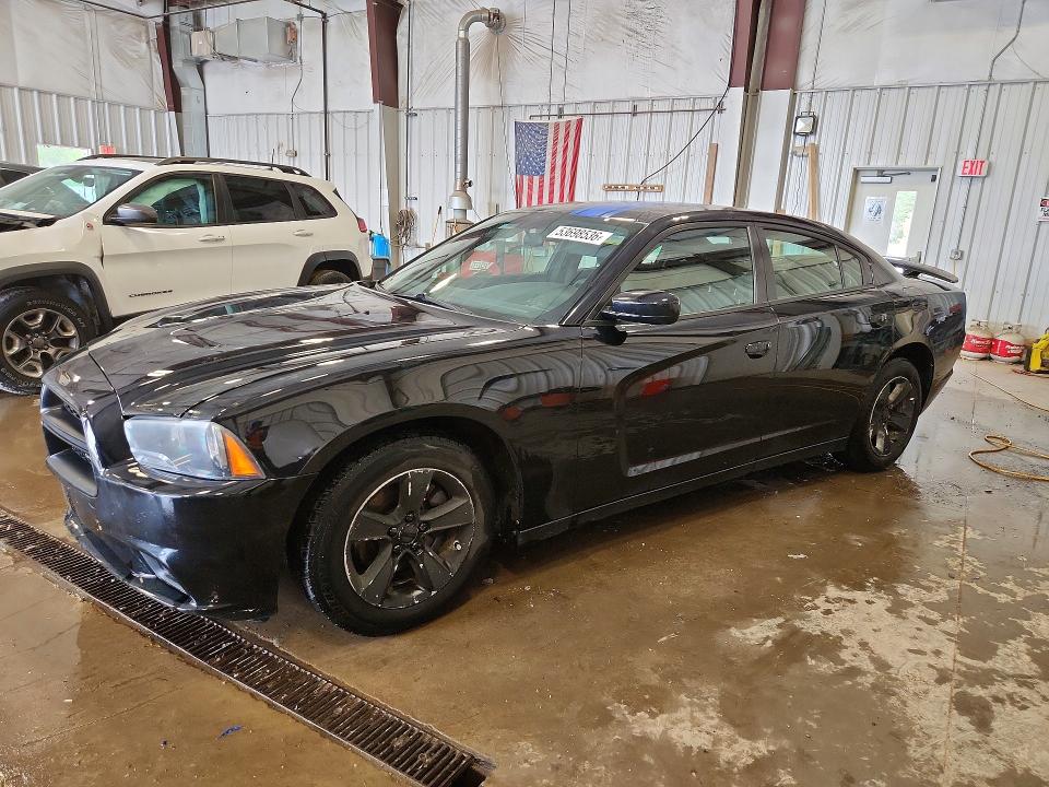 53698536 :رقم المزاد ، 2C3CDXBGXDH623975 vin ، 2013 Dodge Charger مزاد بيع