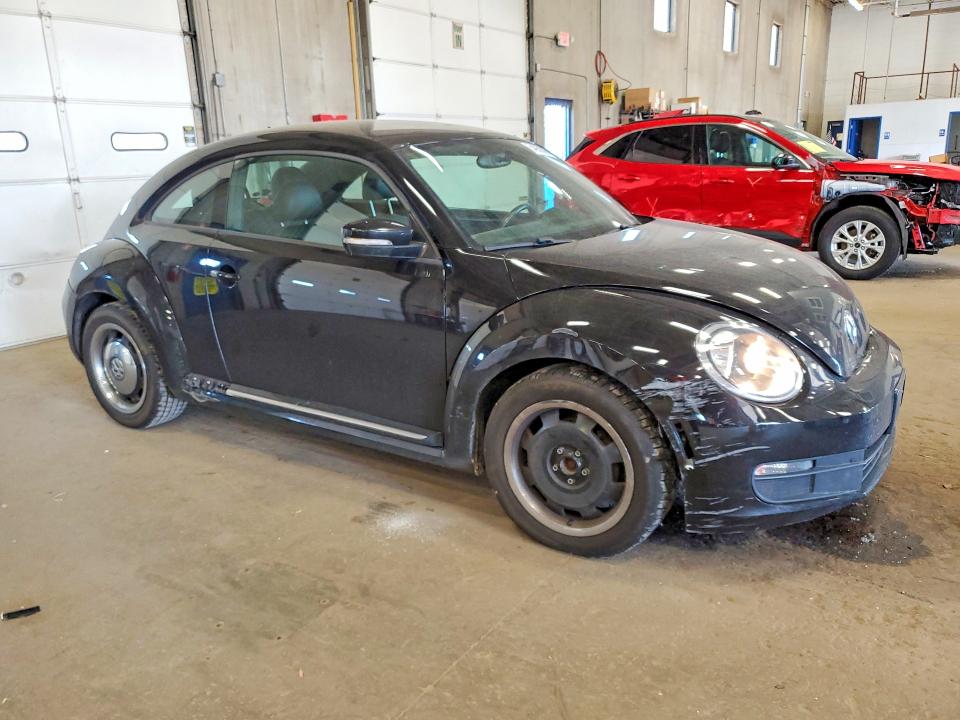 54960596 :رقم المزاد ، 3VWHP7AT0CM624170 vin ، 2012 Volkswagen Beetle مزاد بيع
