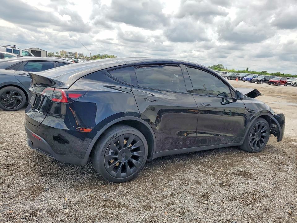 2023 Tesla Model Y მანქანა იყიდება აუქციონზე, vin: 7SAYGDEE3PA044497, აუქციონის ნომერი: 52212766