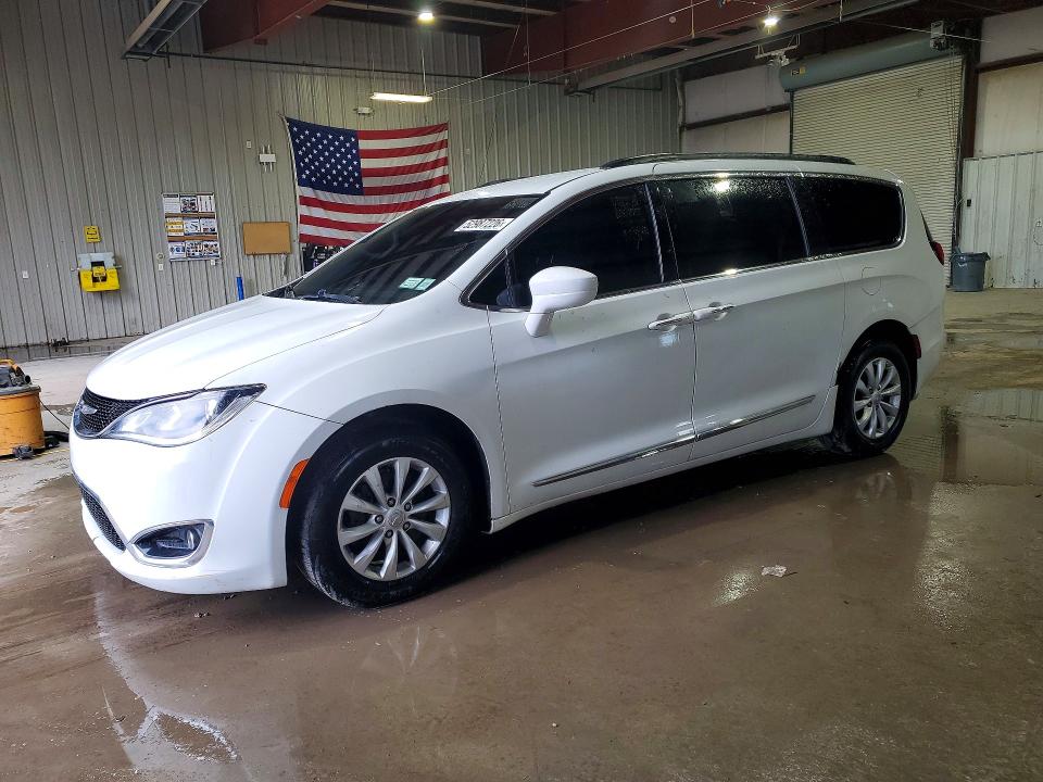 Продаж на аукціоні авто 2017 Chrysler Pacifica, vin: 2C4RC1BG3HR576181, номер лоту: 52987226