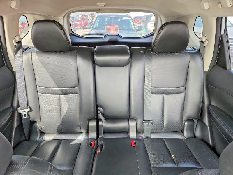2015 Nissan Rogue მანქანა იყიდება აუქციონზე, vin: 5N1AT2MV4FC819738, აუქციონის ნომერი: 52562666