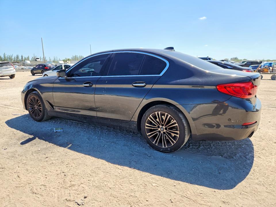 52824316 :رقم المزاد ، WBAJA5C38HG897279 vin ، 2017 Bmw 530 مزاد بيع