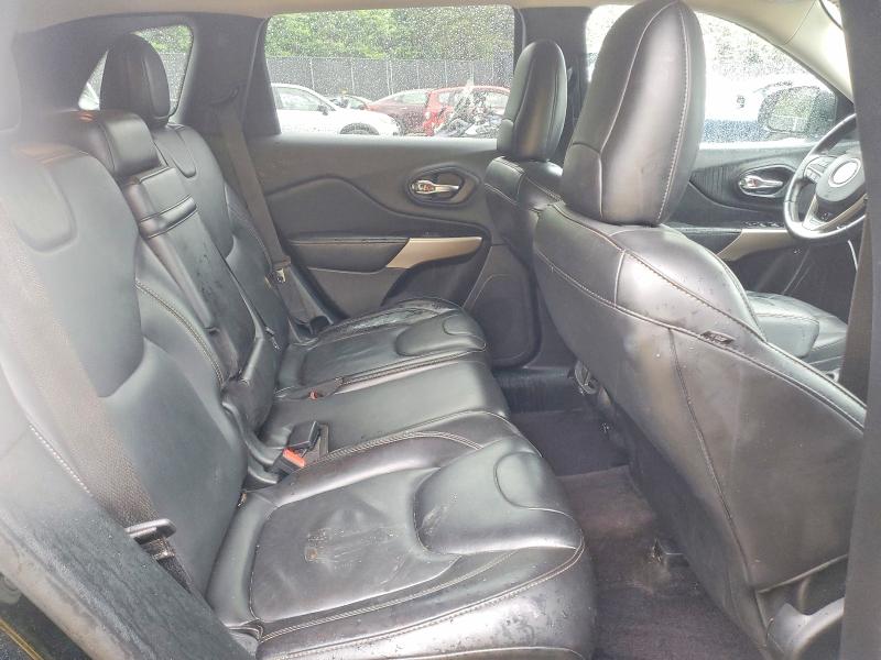 52699456 :رقم المزاد ، 1C4PJMDB2JD579646 vin ، 2018 Jeep Cherokee مزاد بيع