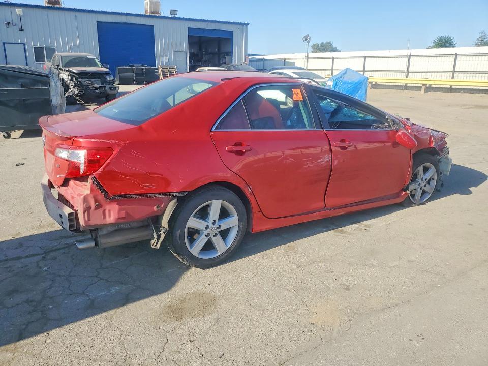 53744466 :رقم المزاد ، 4T1BF1FK7CU619032 vin ، 2012 Toyota Camry مزاد بيع