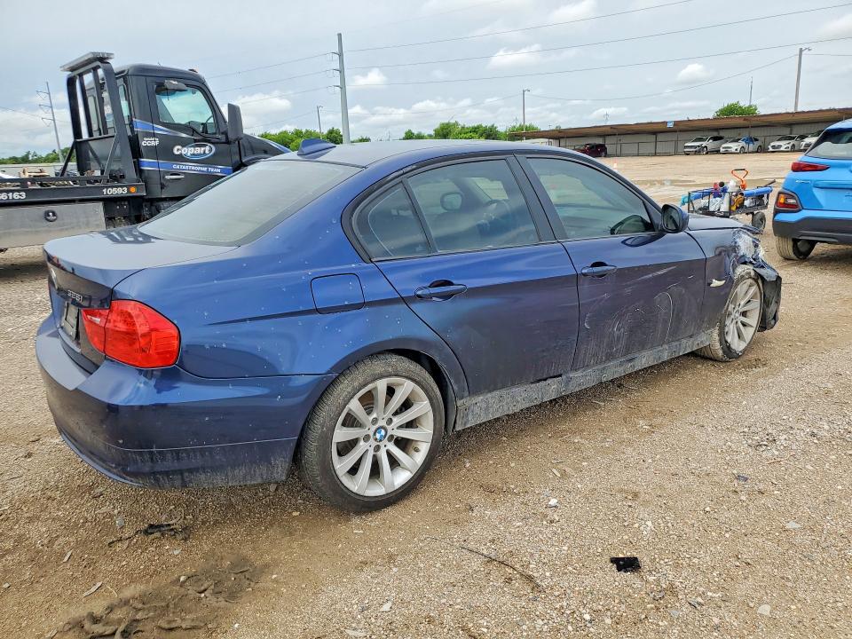 55134176 :رقم المزاد ، WBAPH5G56BNM76245 vin ، 2011 Bmw 328 مزاد بيع