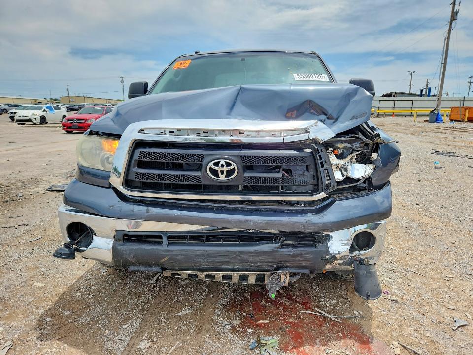 Auction sale of the 2010 Toyota Tundra, vin: 5TFDW5F11AX117320, lot number: 55380126