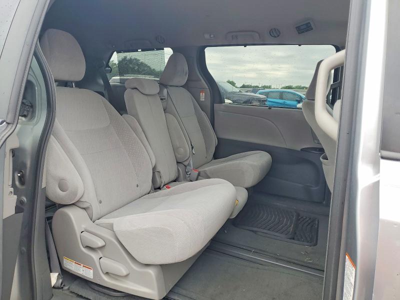 Продажа на аукционе авто 2016 Toyota Sienna, vin: 5TDKK3DC8GS702731, номер лота: 50491136